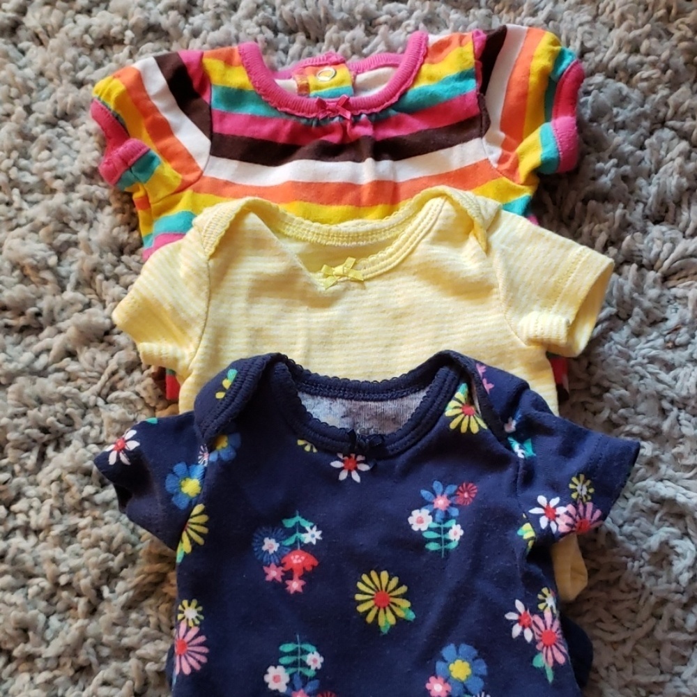 NB Carter's onesie bundle